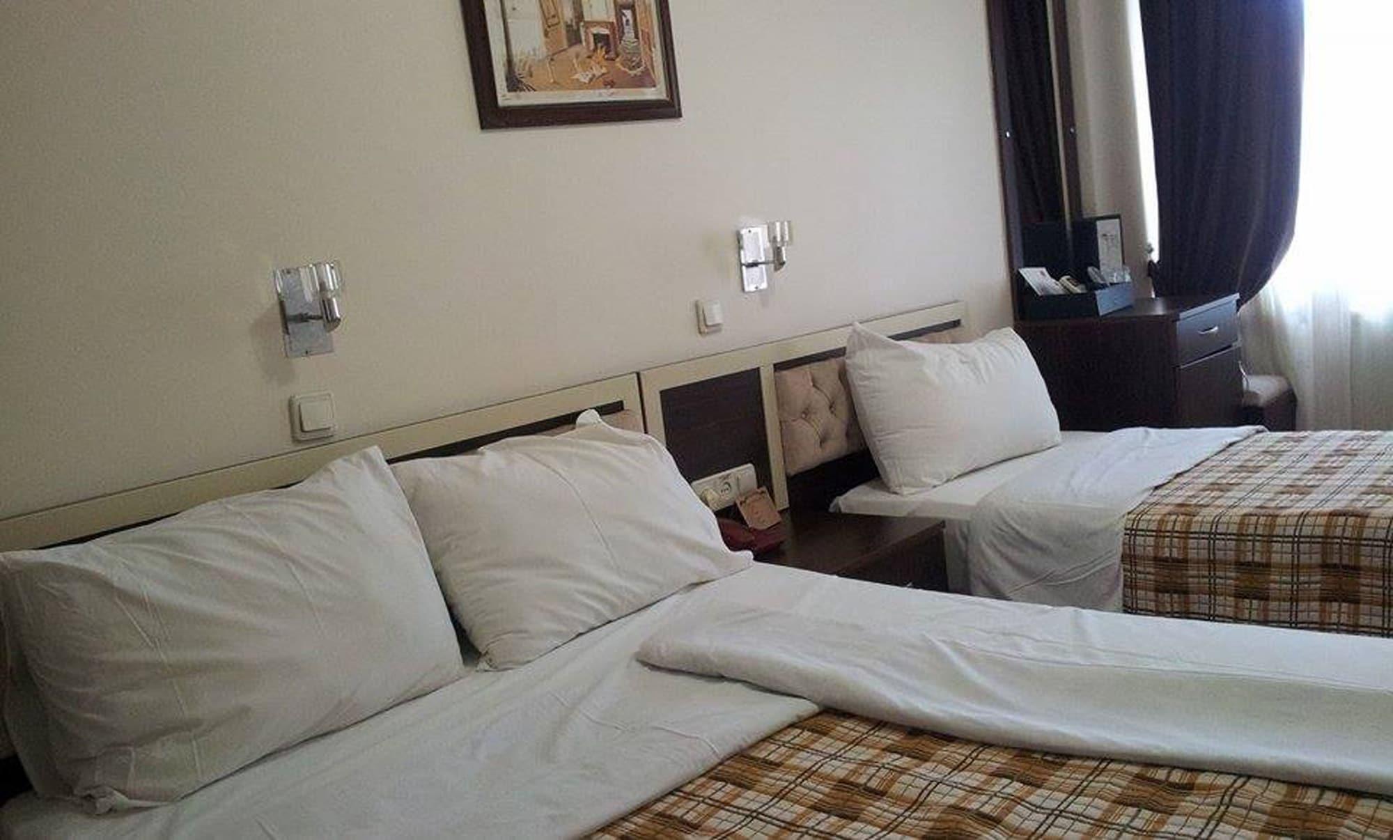 Hotel Grand Mark Истанбул Екстериор снимка