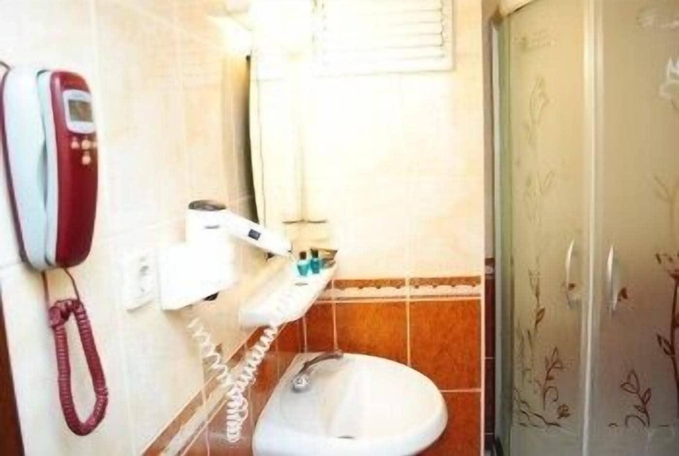 Hotel Grand Mark Истанбул Екстериор снимка
