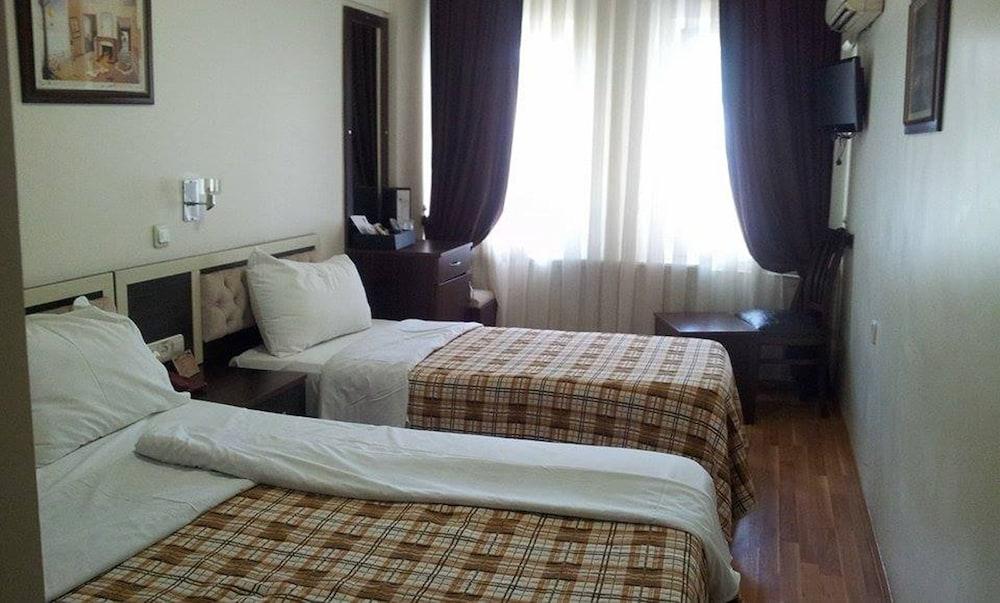 Hotel Grand Mark Истанбул Екстериор снимка