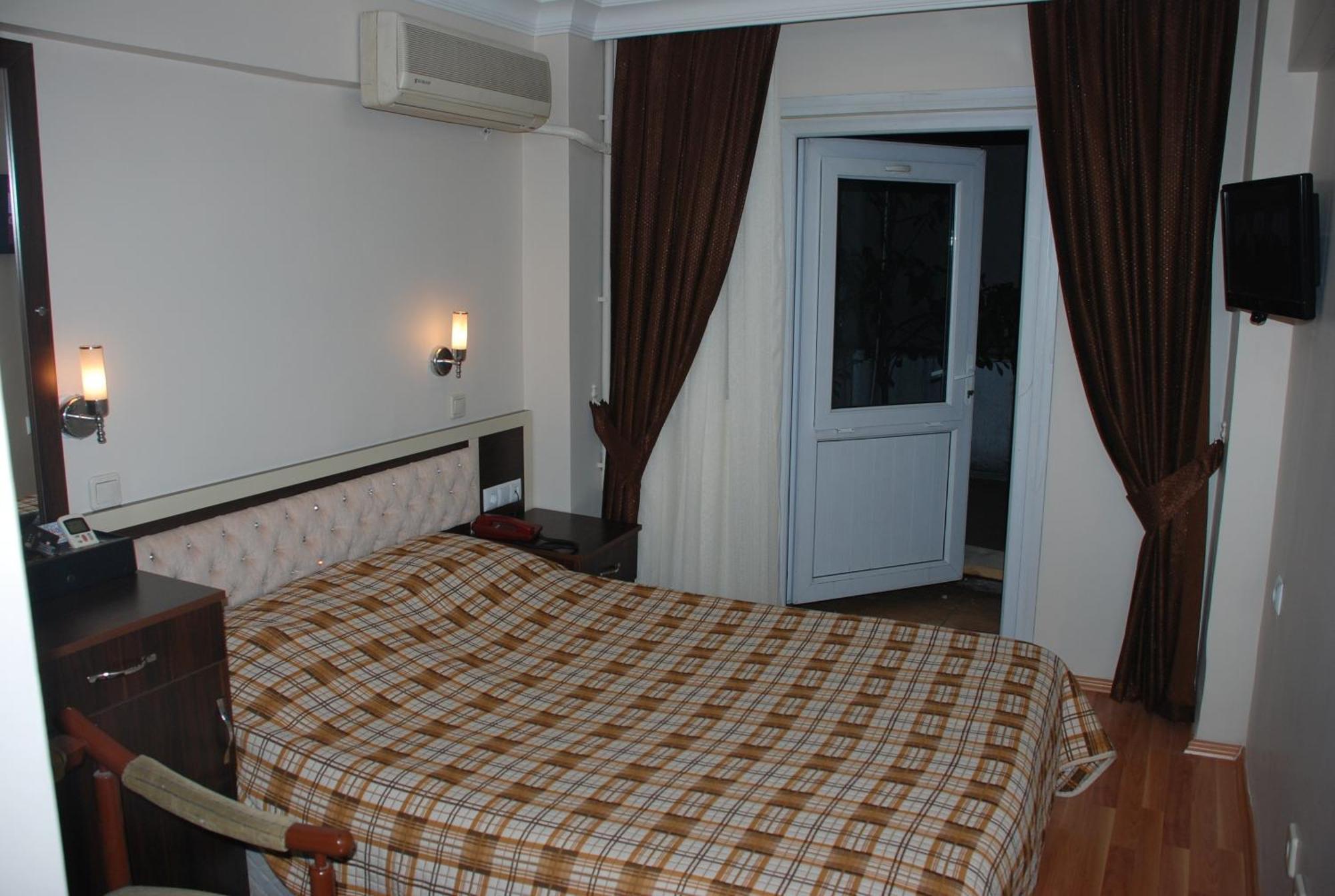 Hotel Grand Mark Истанбул Екстериор снимка