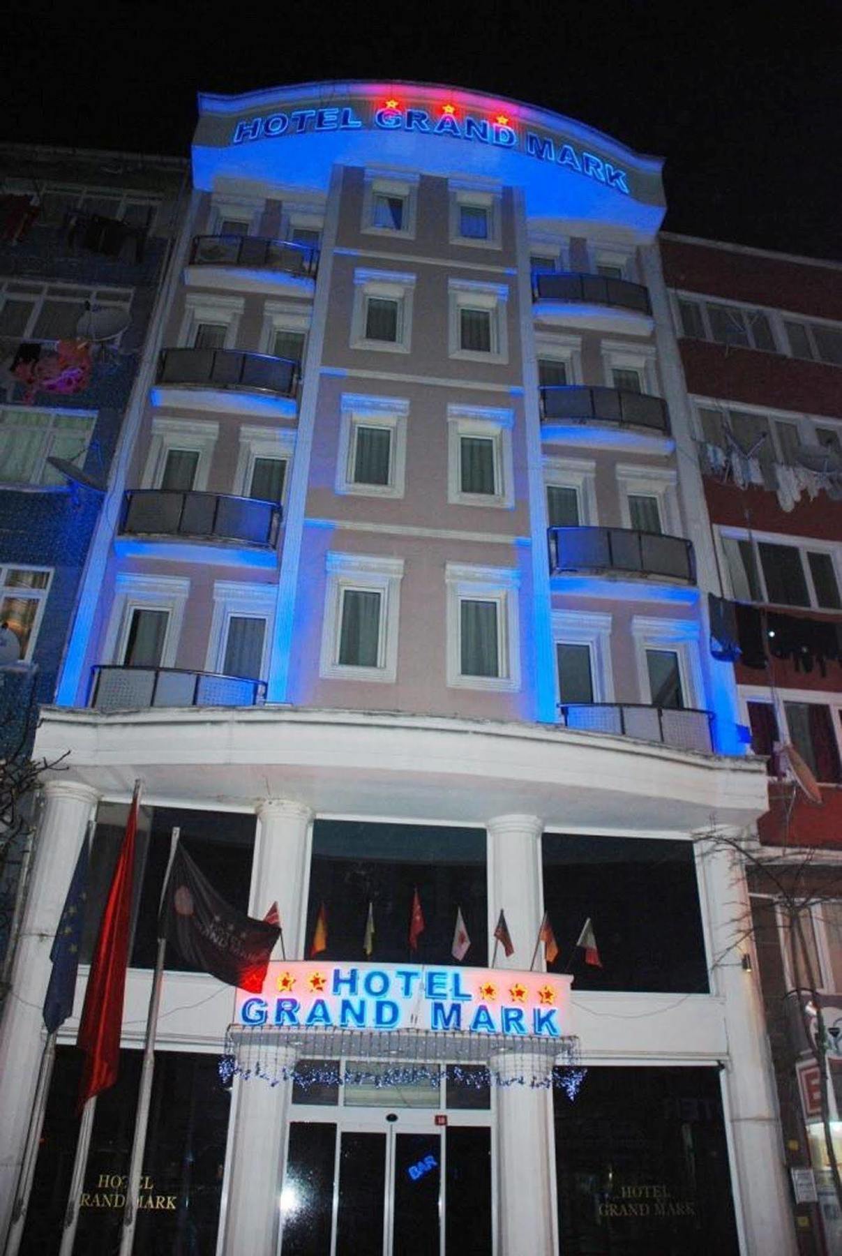 Hotel Grand Mark Истанбул Екстериор снимка