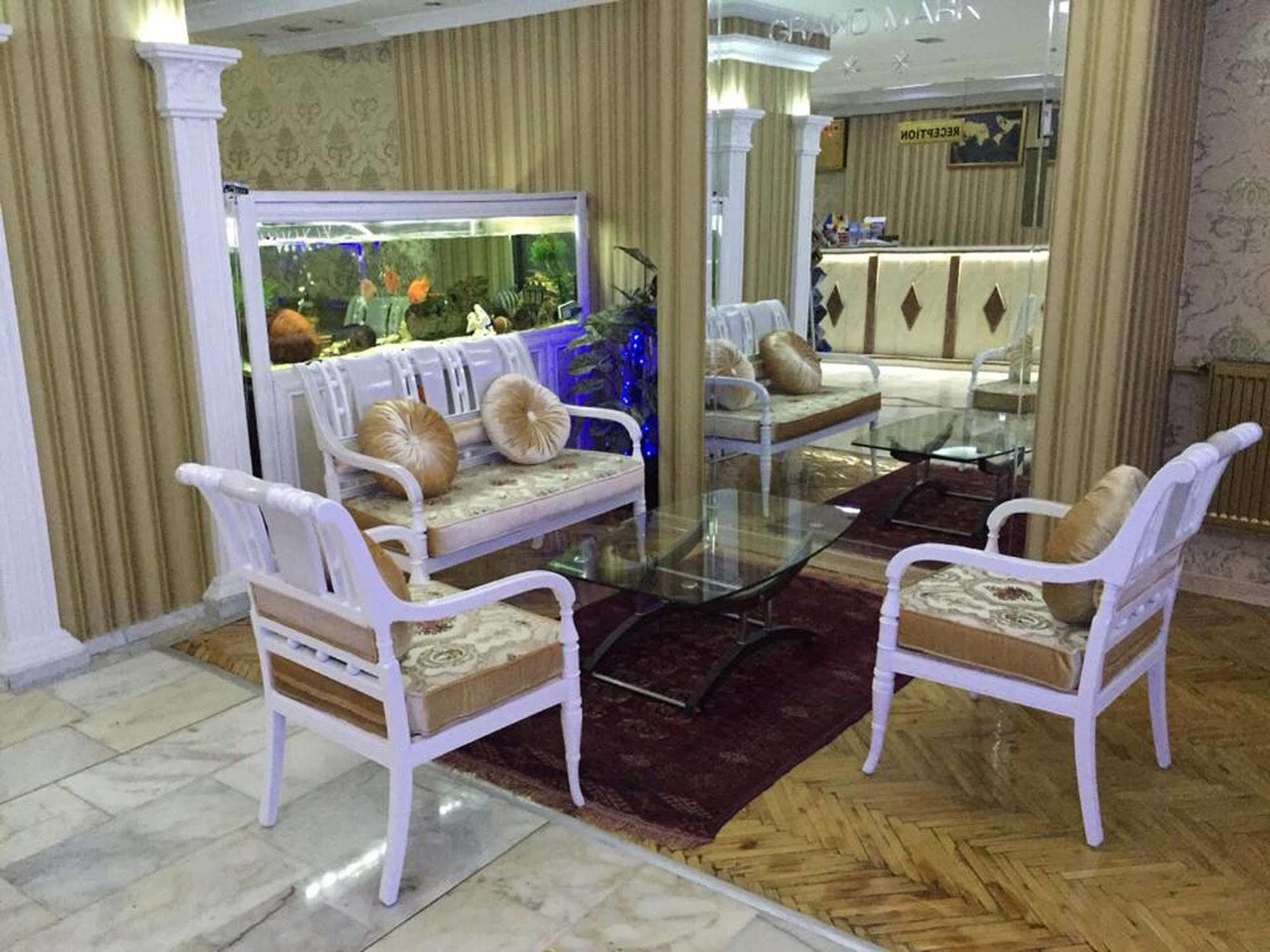 Hotel Grand Mark Истанбул Екстериор снимка